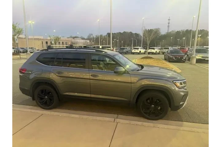 $27996 : Volkswagen Atlas 2023 AWD SE image 5