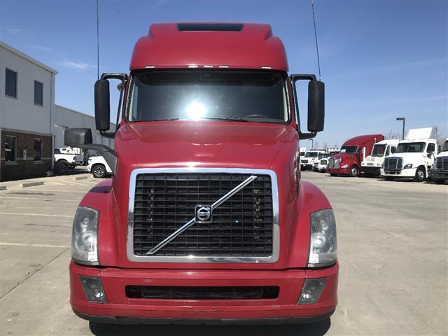 $29900 : 2017 Volvo VNL Truck image 1