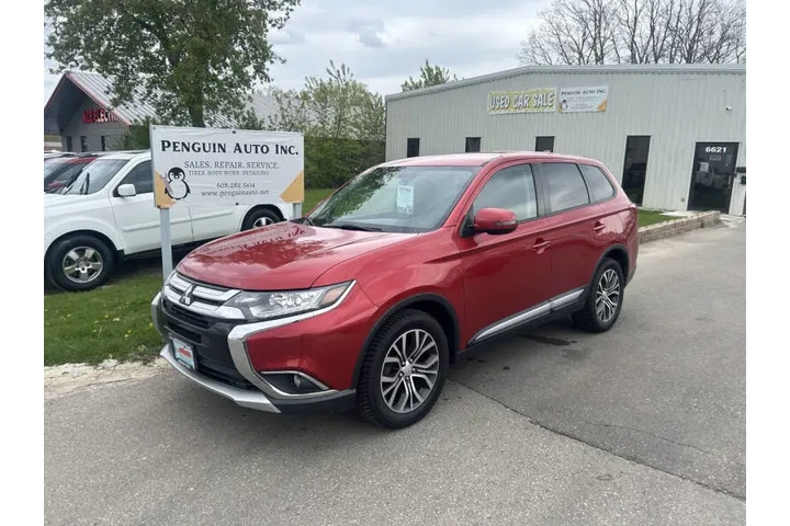 $9990 : 2018 Outlander SE image 2