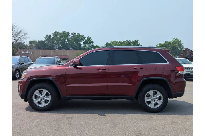 $10495 : 2016 Grand Cherokee Laredo E image 9