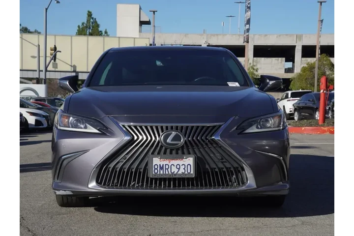 $22001 : Lexus ES 350 2019 F SPORT 4d image 6
