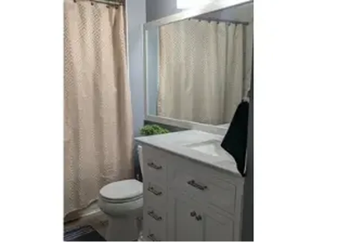 $850 : Se Renta Cuarto Moreno Valley image 1