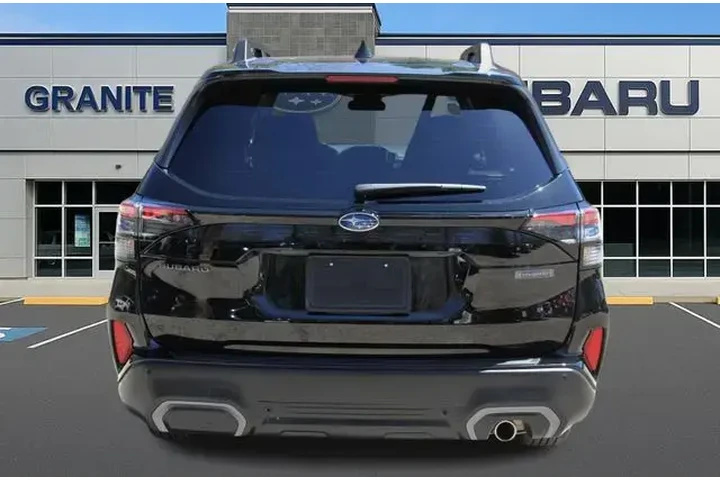 $37991 : Subaru Forester 2025 AWD Lim image 9