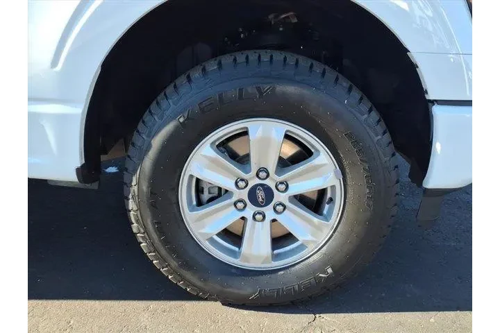 $38667 : Ford F-150 2023 4x4 XL 4dr S image 9