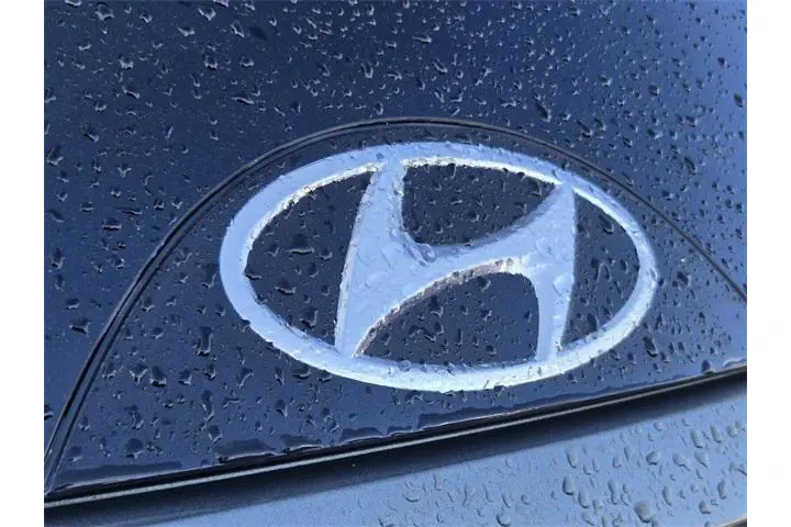 $18785 : Hyundai TUCSON 2022 AWD SEL image 9