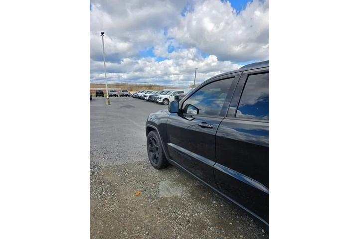 Jeep Grand Cherokee 2019 4x4 image 4