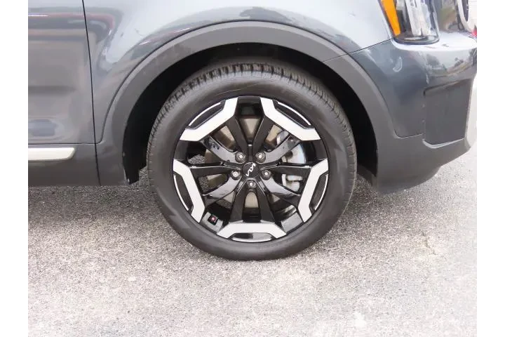 $30999 : Kia Telluride 2024 EX 4dr SU image 9