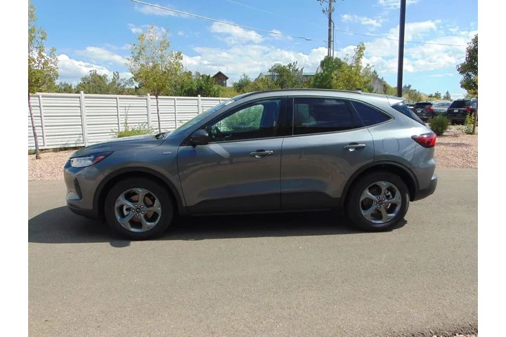 $4064 : 2025 Escape ST-Line image 7