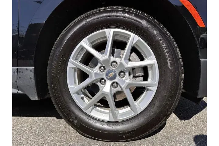 $21998 : Chevrolet Equinox 2024 LT 4d image 6
