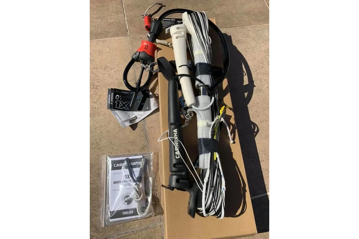 $800 : 2025 Cabrinha Switchblade Kite image 5