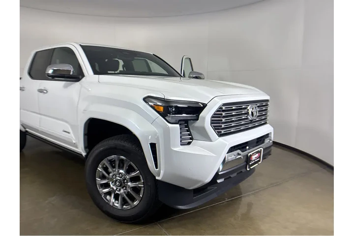 $50000 : 2025 Tacoma 4WD Limited image 7