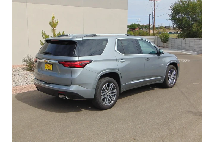 $50988 : 2024 Traverse Limited High Co image 4