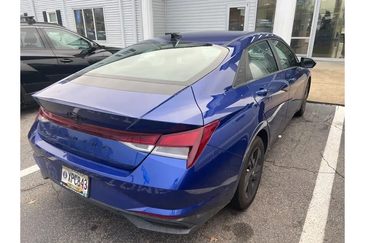 $17991 : Hyundai ELANTRA 2023 SEL 4dr image 3