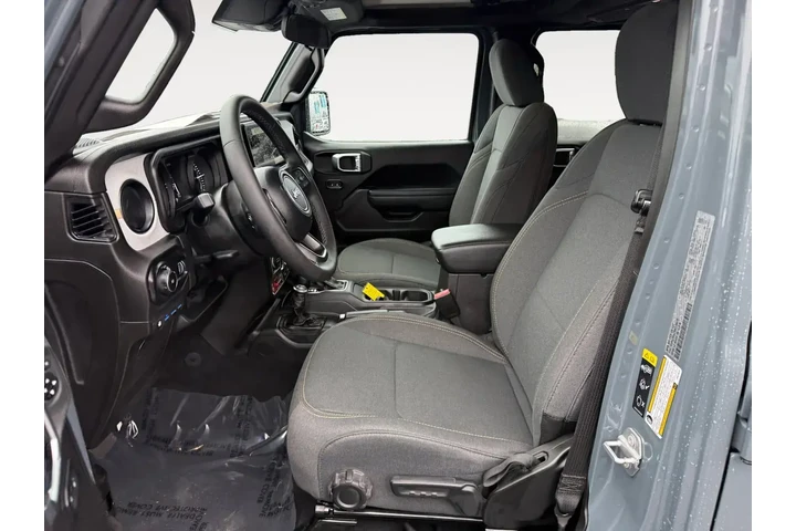 $33404 : Jeep Wrangler 2025 4x4 Willy image 10