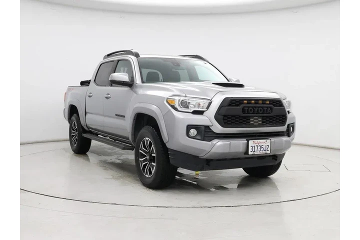 $32998 : Toyota Tacoma 2018 4x4 TRD S image 1