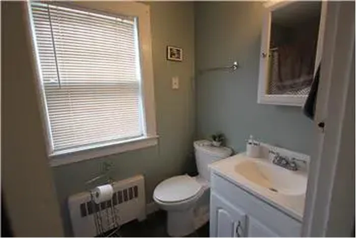 $2700 : Rental property with 3 bedro image 10