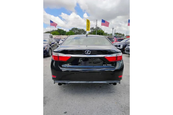 $12000 : 2015 ES 350 Crafted Line image 7