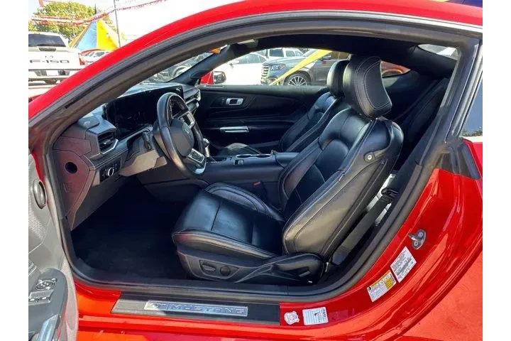 $32347 : Ford Mustang 2024 EcoBoost 2 image 9