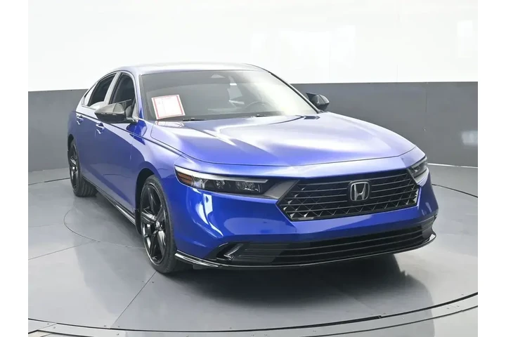 $29000 : Honda Accord Hybrid 2024 Spo image 9