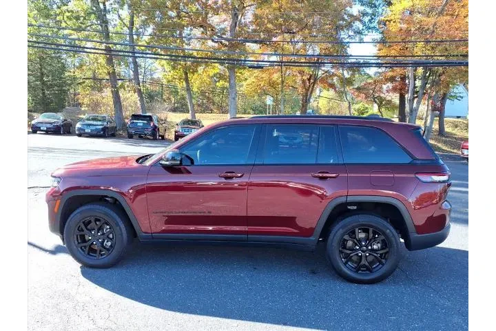 $37888 : Jeep Grand Cherokee 2024 4x4 image 4