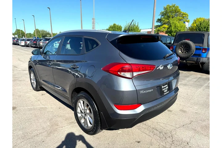 $12900 : 2017 Tucson SE AWD image 4