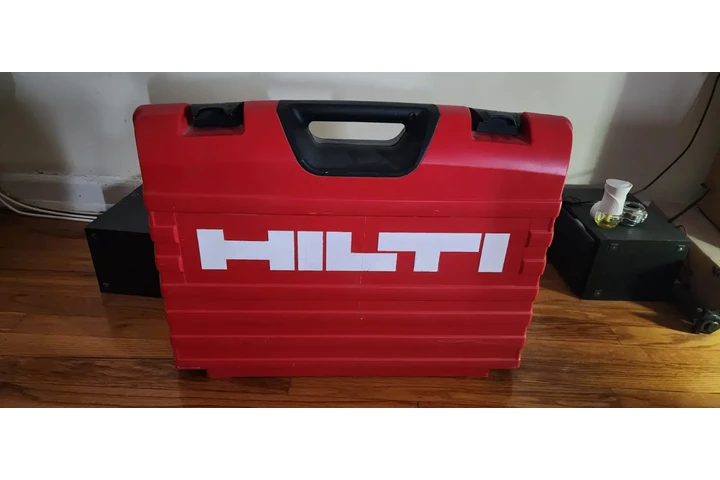 $550 : Rotomartillo taladro HILTI T50 image 3