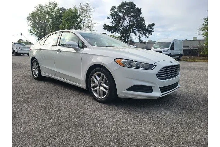 $9998 : Ford Fusion 2016 SE 4dr Seda image 1