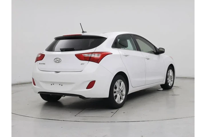 $9998 : Hyundai ELANTRA GT 2014 4dr image 8