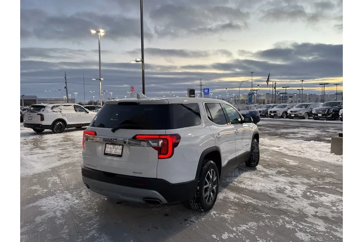 $29995 : 2023 Acadia SLE image 5