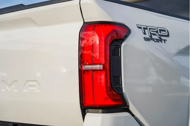 $36478 : Toyota Tacoma 2024 4x2 TRD S image 10