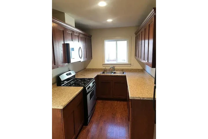 $1500 : Home available for rent!!! image 5