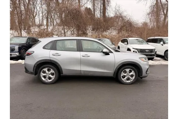 $22500 : Honda HR-V 2023 AWD LX 4dr C image 3