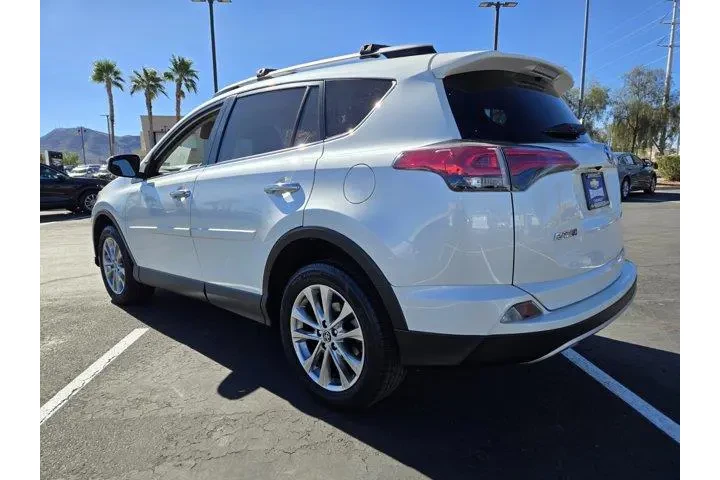 $23991 : Toyota RAV4 2018 Limited 4dr image 4
