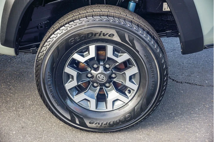 $37478 : Toyota Tacoma 2023 4x4 TRD O image 9