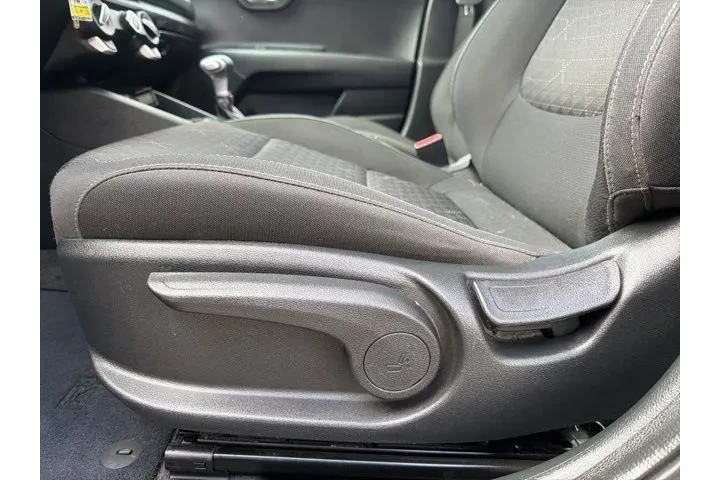 $17272 : Kia Rio 2023 S 4dr Sedan image 10