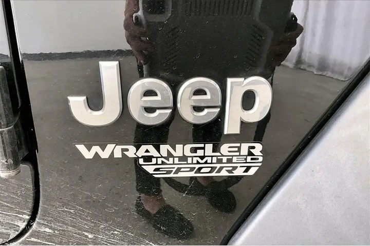 $21571 : Jeep Wrangler Unlimited 2020 image 9