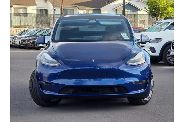 $29506 : Tesla Model Y 2021 AWD Long image 3