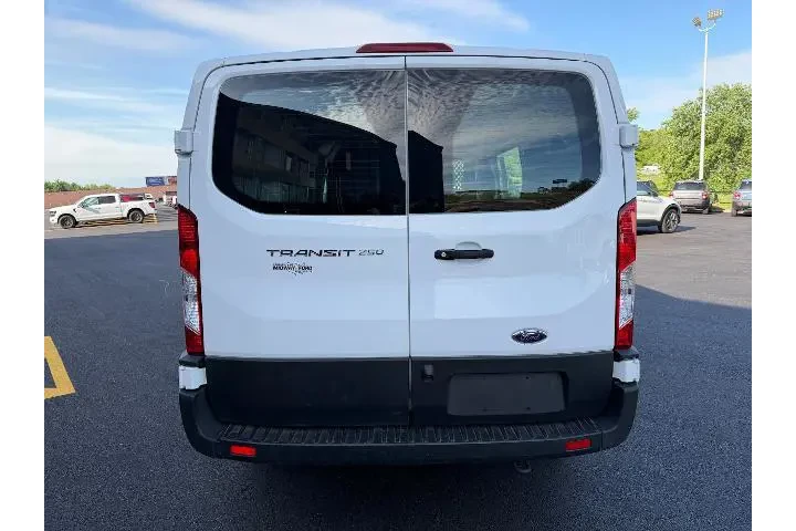 $36988 : Ford Transit 2024 250 3dr SW image 9