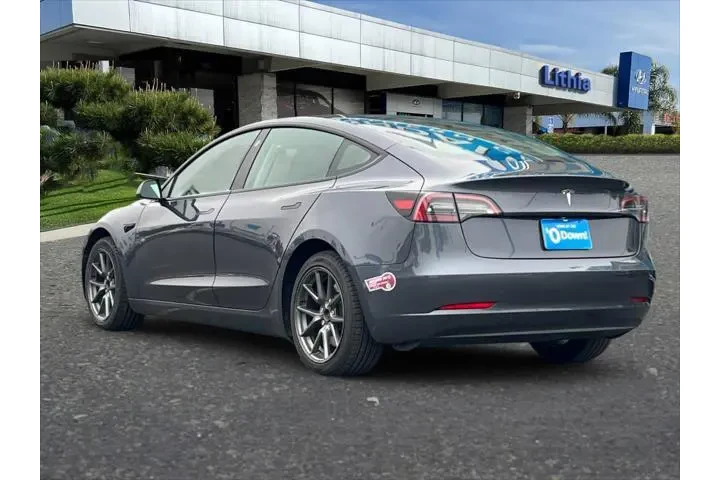 $23799 : Tesla Model 3 2023 4dr Sedan image 7