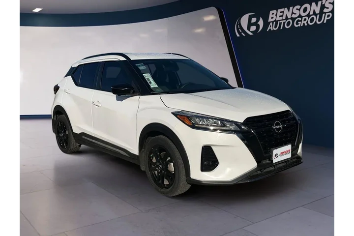 $25770 : Nissan Kicks 2023 SR 4dr Cro image 7