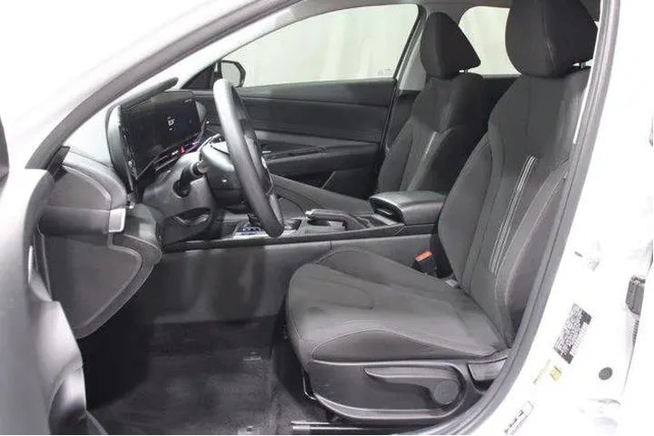 $21987 : Hyundai ELANTRA 2024 SEL 4dr image 3