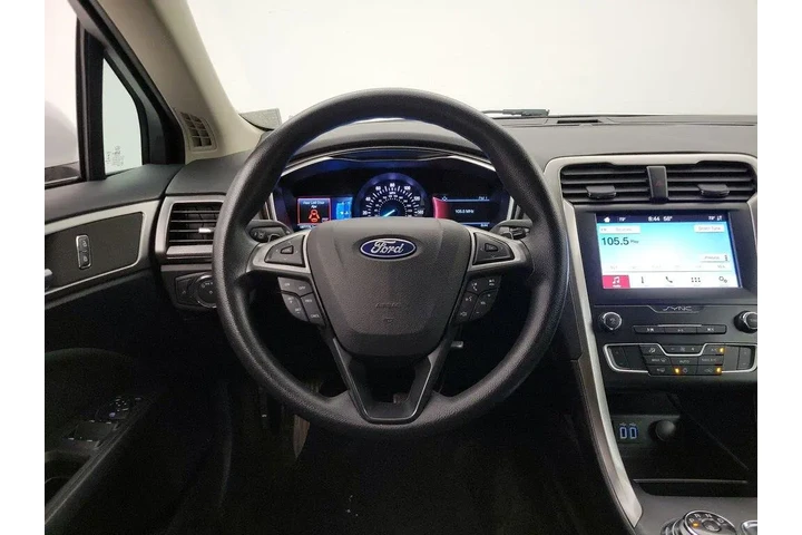 $15998 : Ford Fusion 2019 SE 4dr Seda image 10