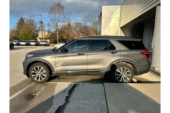 $26253 : Ford Explorer 2022 AWD ST-Li image 5