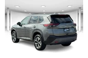 $16650 : Nissan Rogue 2023 SV 4dr Cro thumbnail