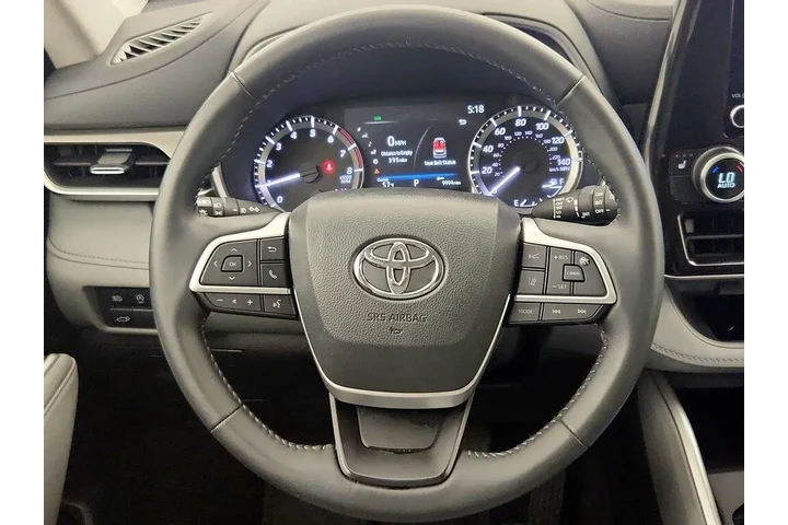 $39998 : Toyota Highlander 2023 AWD X image 10
