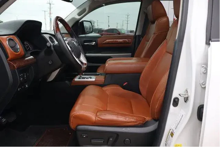 $24990 : Toyota Tundra 2020 4x4 1794 image 9