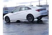 $18597 : Hyundai ELANTRA 2023 SEL 4dr thumbnail