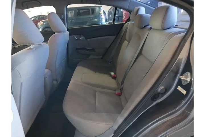 $28998 : Ford Explorer 2022 AWD XLT 4 image 8