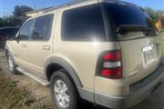 $1800 : Ford Explorer thumbnail