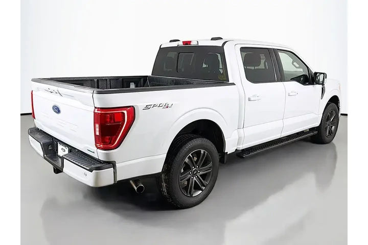 $34749 : Ford F-150 2022 4x4 XLT 4dr image 9